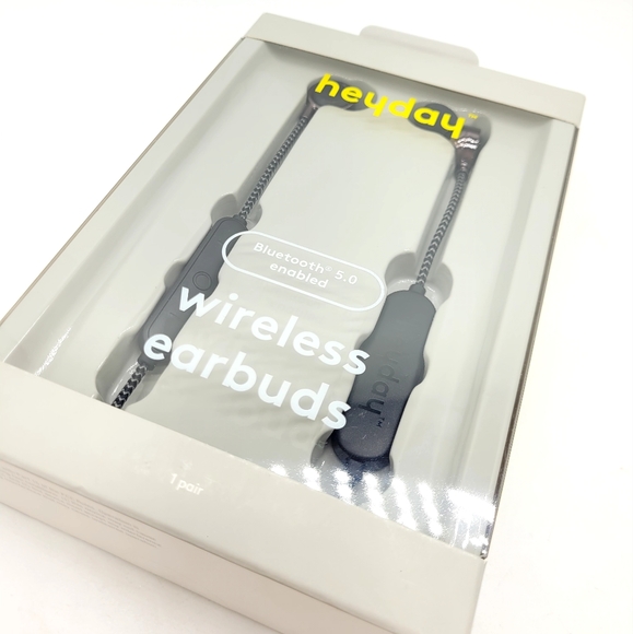 Matte Black Bluetooth Wireless Earbuds With Built-in Mic - Heyday - Picture 7 of 9